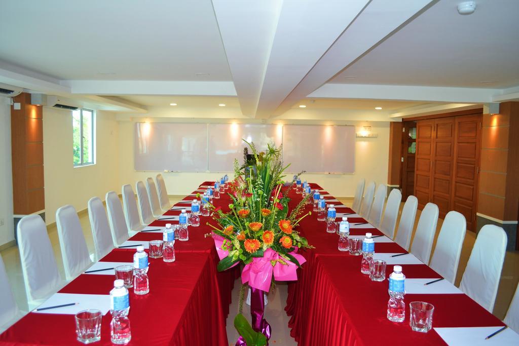 Yew Boutique Hotel Teluk Intan Eksteriør bilde