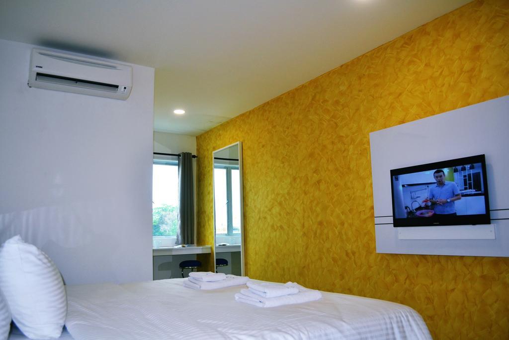 Yew Boutique Hotel Teluk Intan Eksteriør bilde