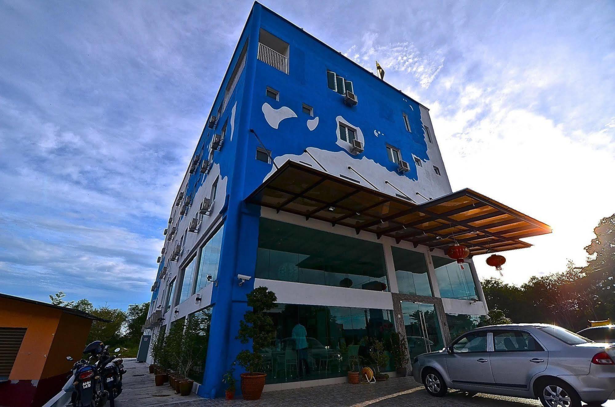 Yew Boutique Hotel Teluk Intan Eksteriør bilde
