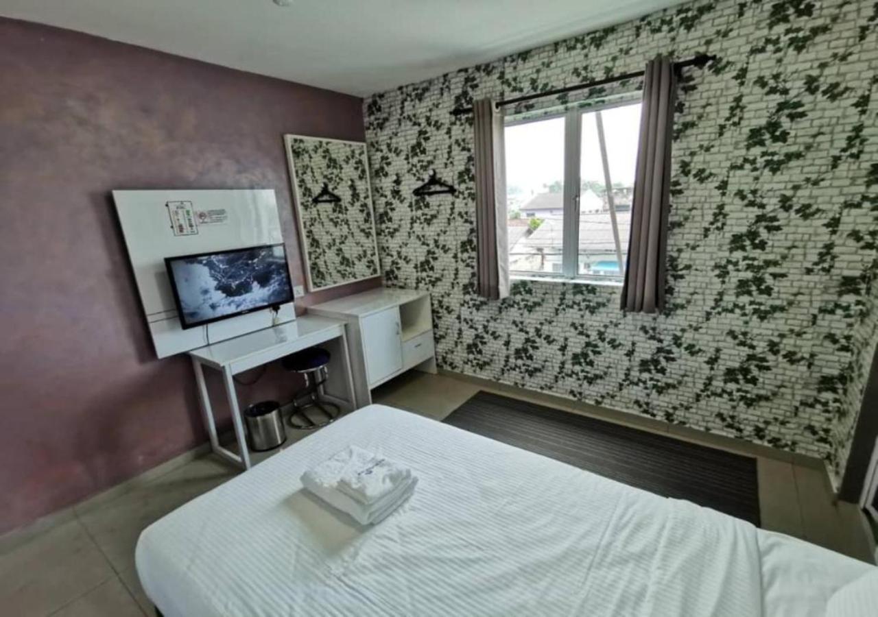 Yew Boutique Hotel Teluk Intan Eksteriør bilde