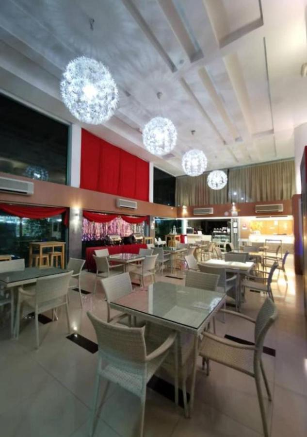 Yew Boutique Hotel Teluk Intan Eksteriør bilde